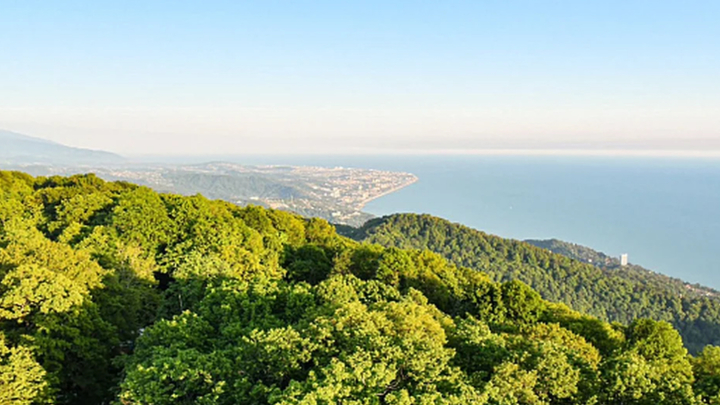 В Черном море температура воды остается комфортной для купания