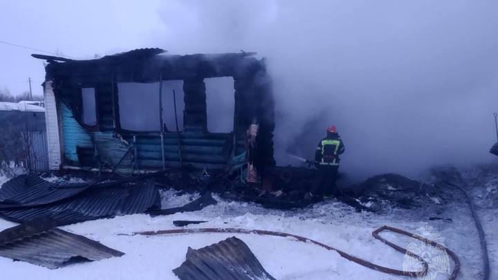 Труп мужчины нашли пожарные в сгоревшем доме в деревне Панино Ивановской области