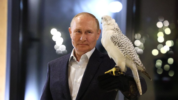 NYT: Французский роман о Путине вызвал волшебный переполох на Западе