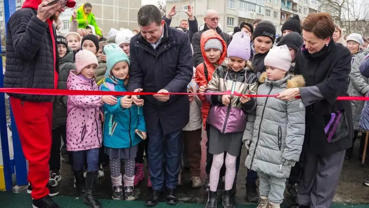 В поселке Дубовая Роща торжественно открыли новую спортивную площадку