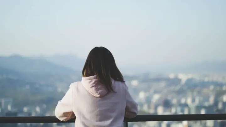 Исчезнувший жених, долги Пугачёвой и новый старт: Что стало с известной выпускницей Фабрики Ирсон Кудиковой