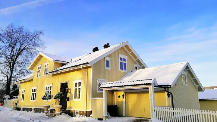 Деревня богачей. Как устроена жизнь в 8 километрах от Кремля