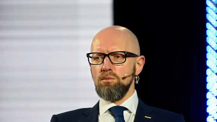 Причастен к гибели мирных людей. Украинский политолог об уголовном деле против Яценюка