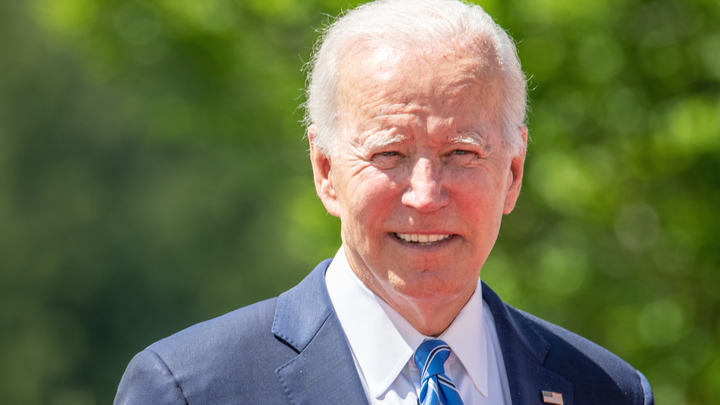 Очередной конфуз Байдена предпочли не заметить. А с Путиным был бы скандал