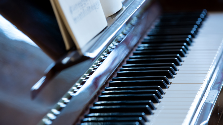 Враг специфический: Музыкант Зверобоя указал на странную логику Европы