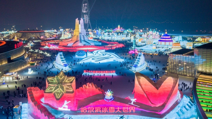 КНР мощно развивается, а Россия стоит на месте: Привычное объяснение феномена оказалось ложью: Китайцев больше, и что?