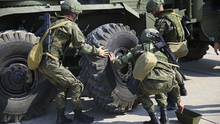 Боевики ВСУ лишились грузовиков-танковозов под Кременной из-за дефицита топлива
