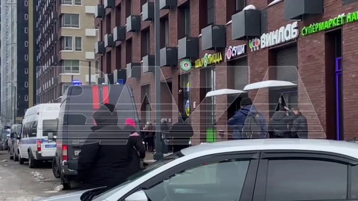 Обстановка у дома генерала Алексеева после покушения попала на видео