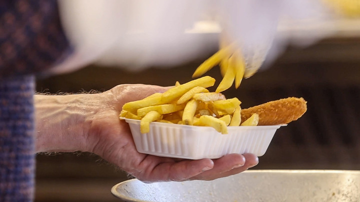 В Европе стала исчезать картошка фри: Виновата Россия?