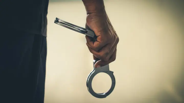 Мигрант планировал теракт на Кубани: ФСБ пресекла поджог нефтеперерабатывающего объекта