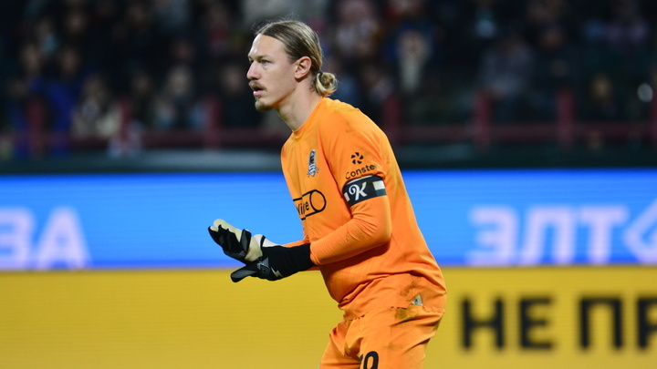 Baza: вратарь ПСЖ Сафонов просит перерасчитать сумму алиментов