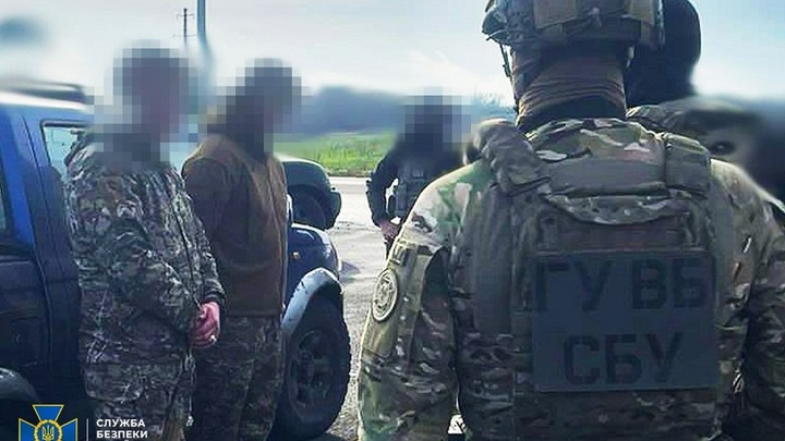 Боевики ВСУ торгуют оружием на Чёрном рынке
