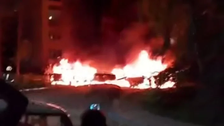 Атака дронов на Курскую область 15 августа: удар по жилому дому, есть погибшая, видео пожара