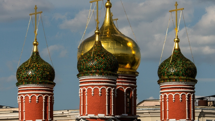 Украинский протоирей назвал решение Онуфрия и УПЦ выйти из Русской Православной Церкви никчёмным