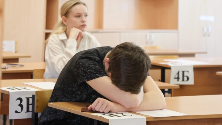 В Госдуме предложили наложить мораторий на проверочные работы в школах