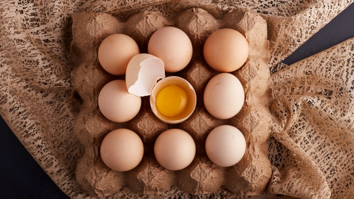 В России рухнули цены на яйца. Впервые с осени 2023 года
