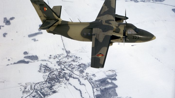 Пассажирский самолёт аварийно сел в Комсомольске-на-Амуре из-за неисправности двигателя