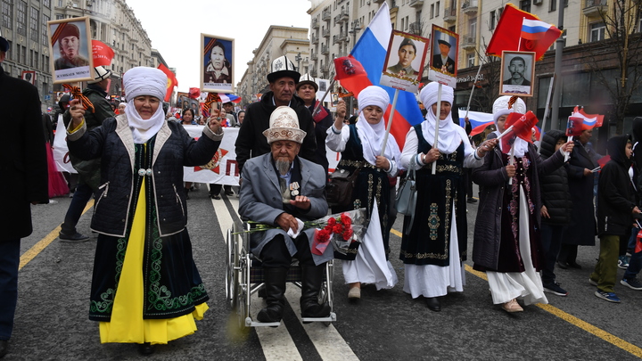 Переименованный в Казахстане Бессмертный полк в этом году не будут проводить в России