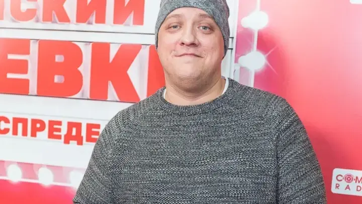 Играл весельчака Мухича на уколах и через боль: Петров и Бурунов высказались о смерти Романа Попова