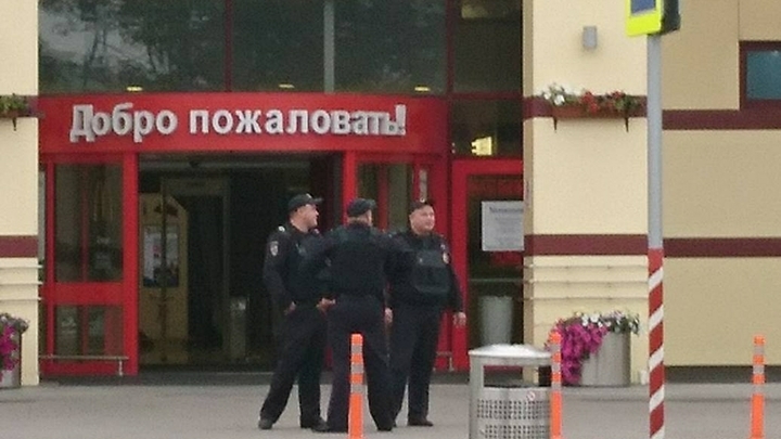 Сообщал о минировании школ и больниц: В России заблокировали швейцарский почтовый сервис