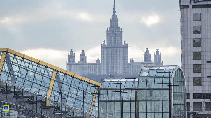 За парту в маске: В МГУ уточнили формат обучения в новом году