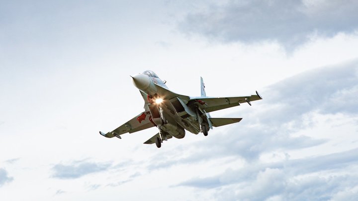 Русская авиация нанесла сокрушительный удар по нацистам