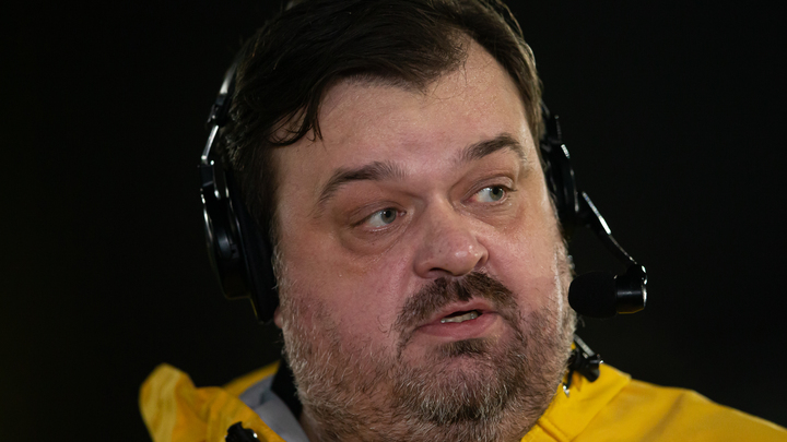 Сами вы все больные: комментатор Василий Уткин напугал поклонников лишним весом