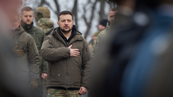 Политолог показал самый неожиданный визит Зеленского: Надо спросить донецких врачей