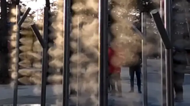 Мировой тренд: паровые фонтаны запустили в Челябинске