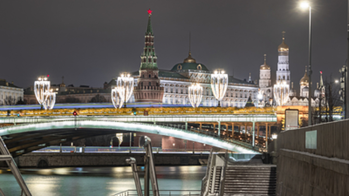 Медведев: Россия может вбить последний гвоздь в крышку гроба Запада