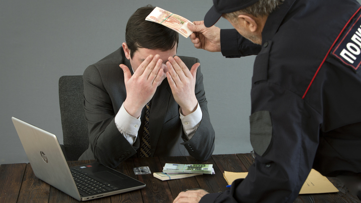 Бизнес года. Подполковник МВД брал с коллег взятки за ремонт служебной техники - источник