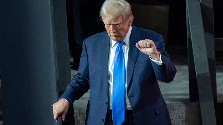 Трамп собирается поговорить с Зеленским. Созвон назначен