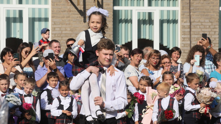 Глава Свердловской области недоволен властями Талицы, допустившими скандал с ремонтом школы