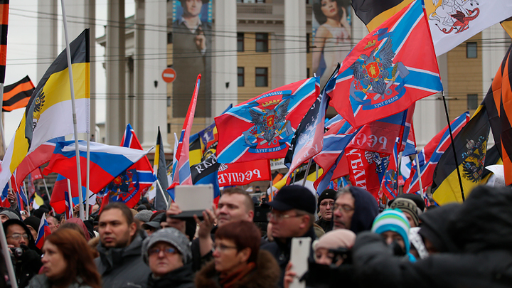 Сигнал для Киева: Русские своих в Донбассе не бросят