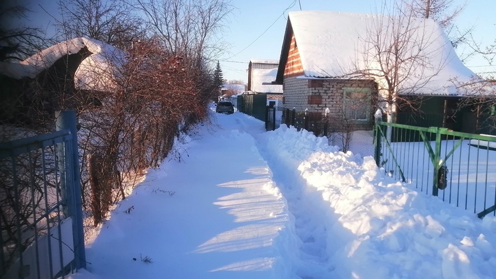 Сегодня занятия отменяются. Отмена занятий 11 января. Отмена занятий из за мороза. Занятия отменяются. Школа мороз.