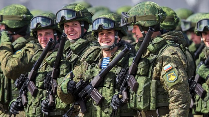 В Британии признали отличное состояние российской армии: Это видно по смеху Путина