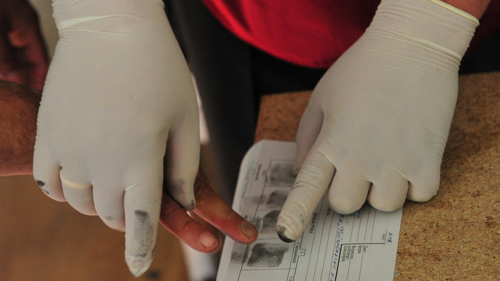 Жителей Свердловской области в чатах предупреждают о мошенниках, собирающих отпечатки пальцев