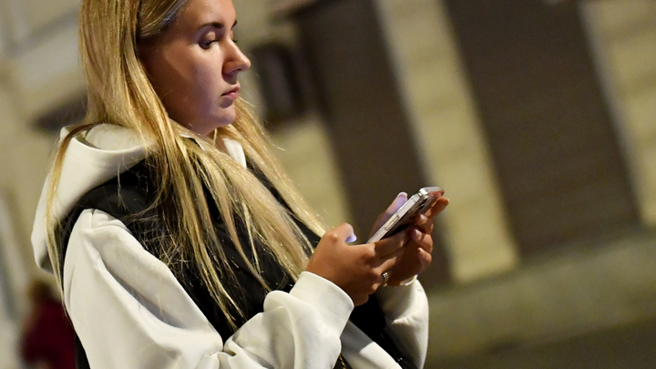 Темнота — друг молодости: учёные установили, что гаджеты и искусственное освещение ускоряют старение