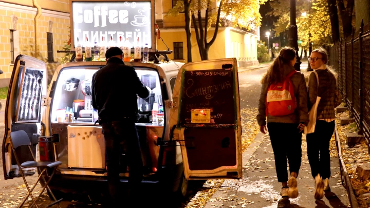 Этот безалкогольный напиток поднимет настроение за 10 минут