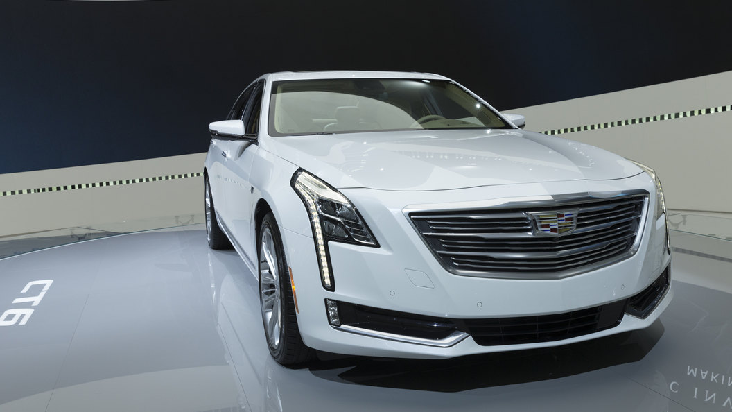 Cadillac запустит продажи флагмана CT6 в России к концу 2017 года Cadillac запустит продажи флагмана CT6 в России к концу 2017 года