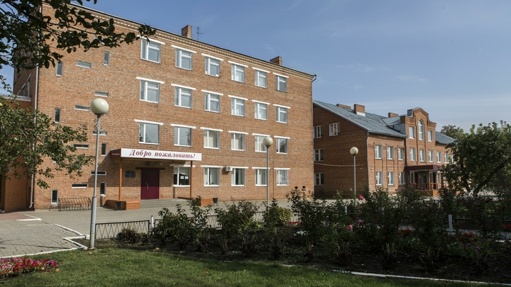 В Уфе преподавательница колледжа обмотала голову студента скотчем