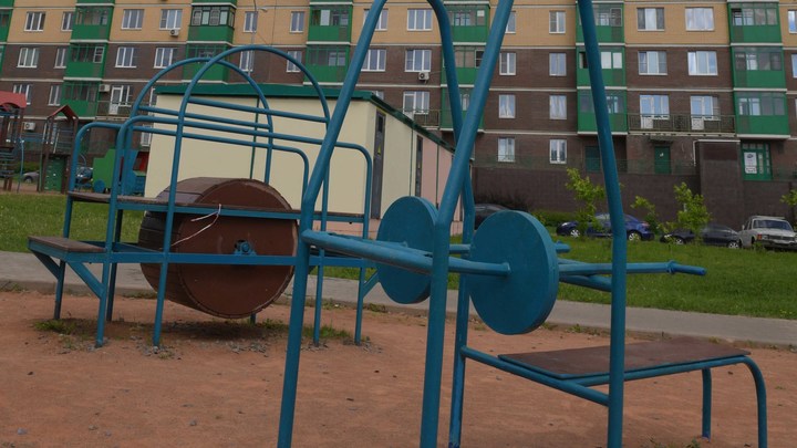 Подвела ностальгия: Тренера из Бердска вызвали в полицию из-за старой фотографии