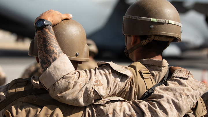 Американцы бежали, стреляя по трупам: Уход США и СССР из Афганистана сравнили по фото