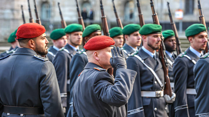 Оппозиция ФРГ поддержала размещение немецкого военного контингента на Украине