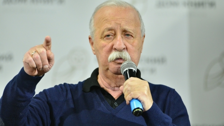 Леонид Якубович грубо ответил журналистке на премьере фильма «Командир»