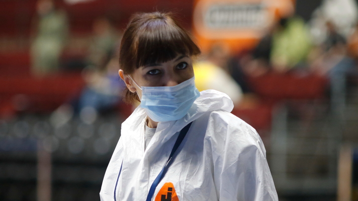 Какова основная причина появления антимасочников и антипрививочников, поделилась психолог