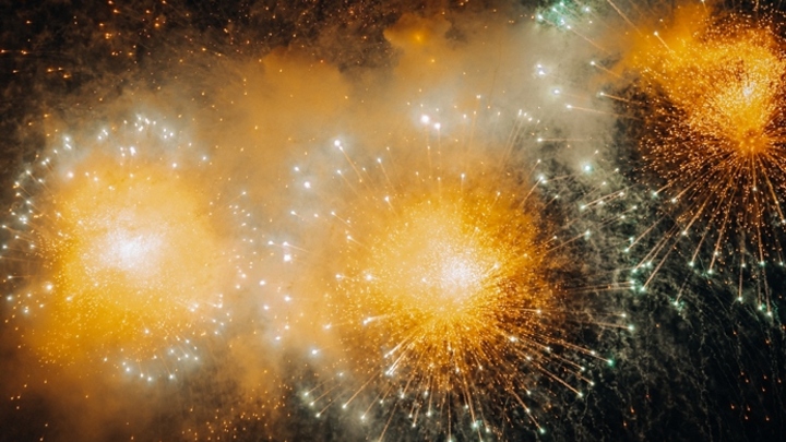 Салют на День молодежи 2022 во Владивостоке: во сколько начнется, где посмотреть