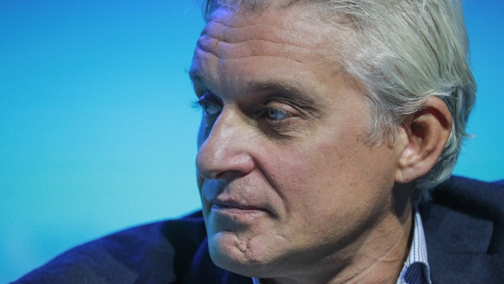 Тиньков* простил русских: Экс-банкир внезапно осознал, что ценности Запада ничего не стоят