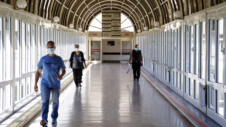 Срочно на обследование! Онколог назвала три устрашающих симптома