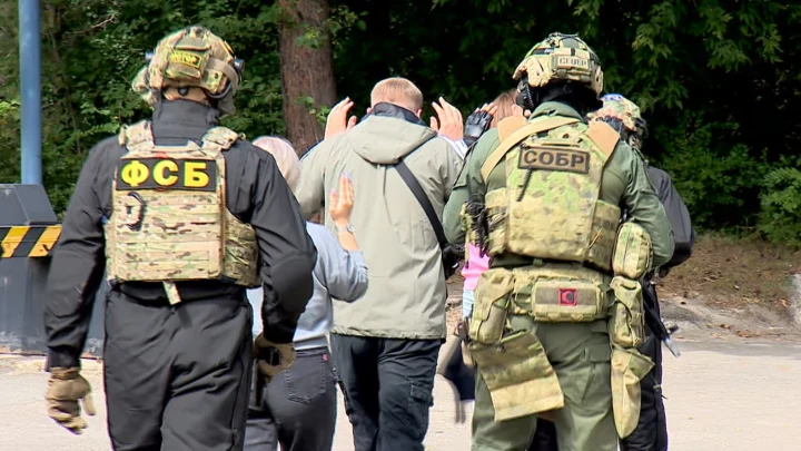 ФСБ накрыла диверсантов ГУР, внедрявшихся под видом беженцев